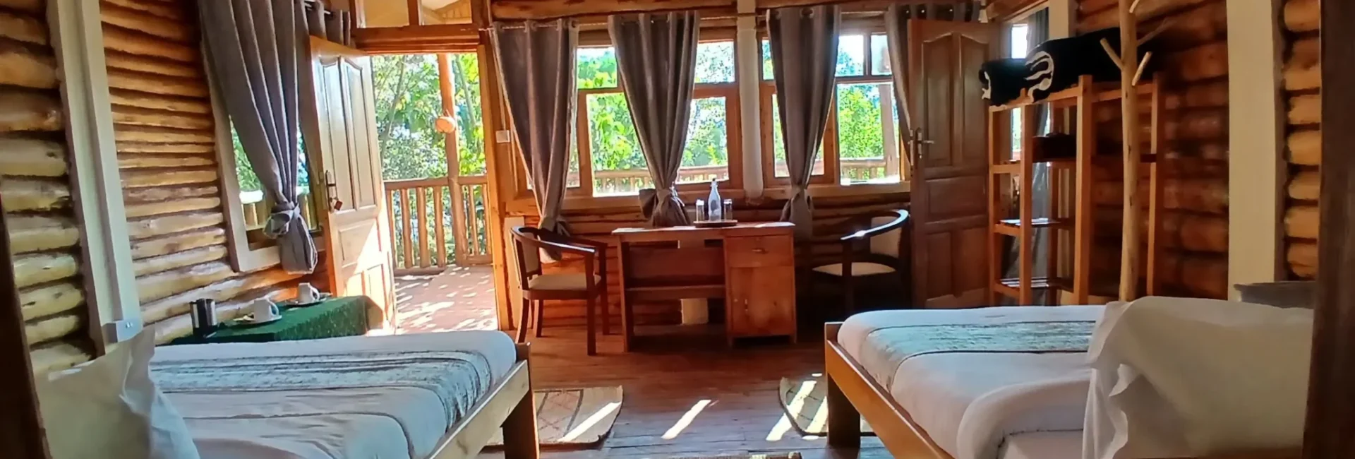 Deluxe Family Rooms
