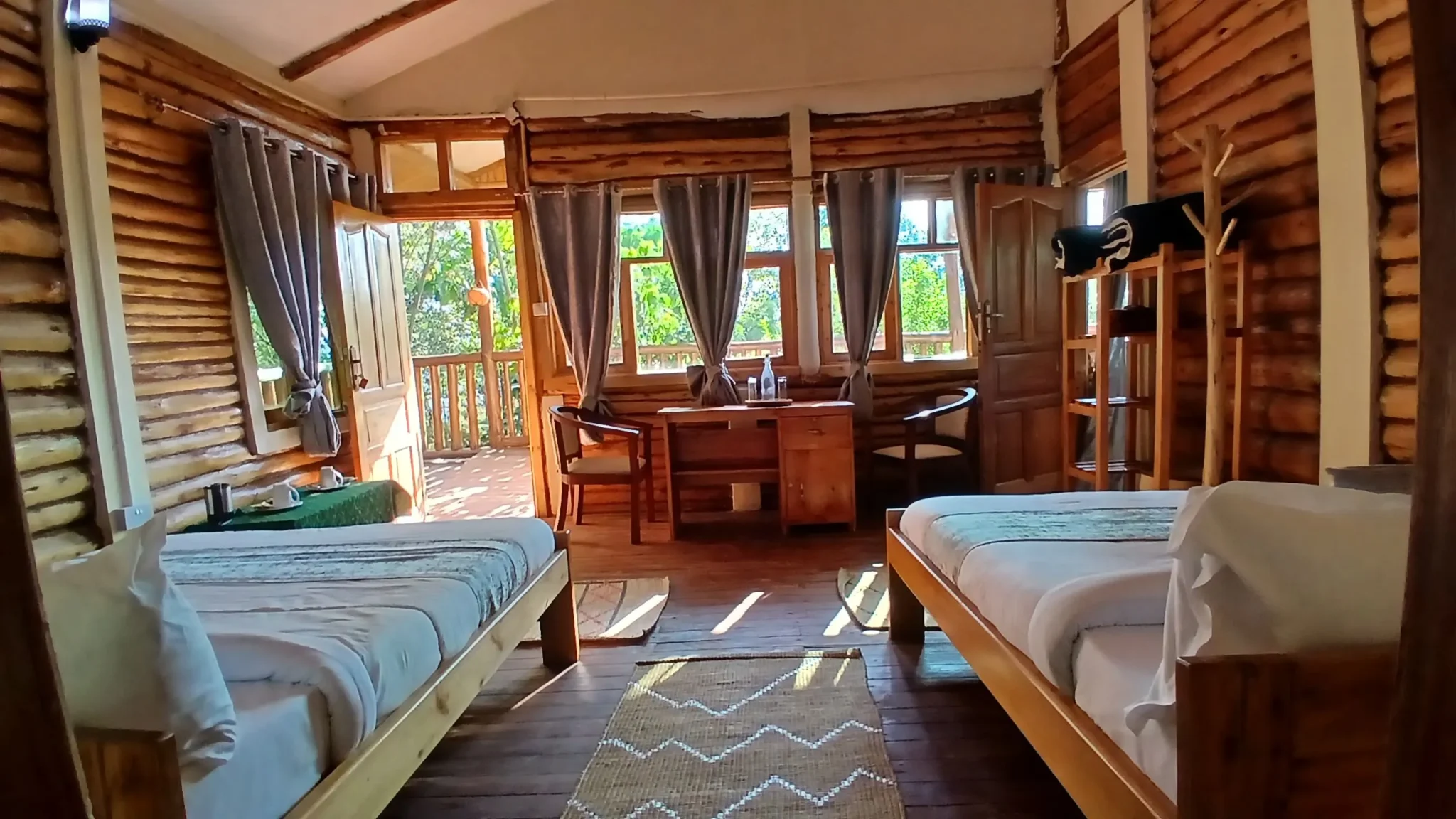 Deluxe Family Rooms